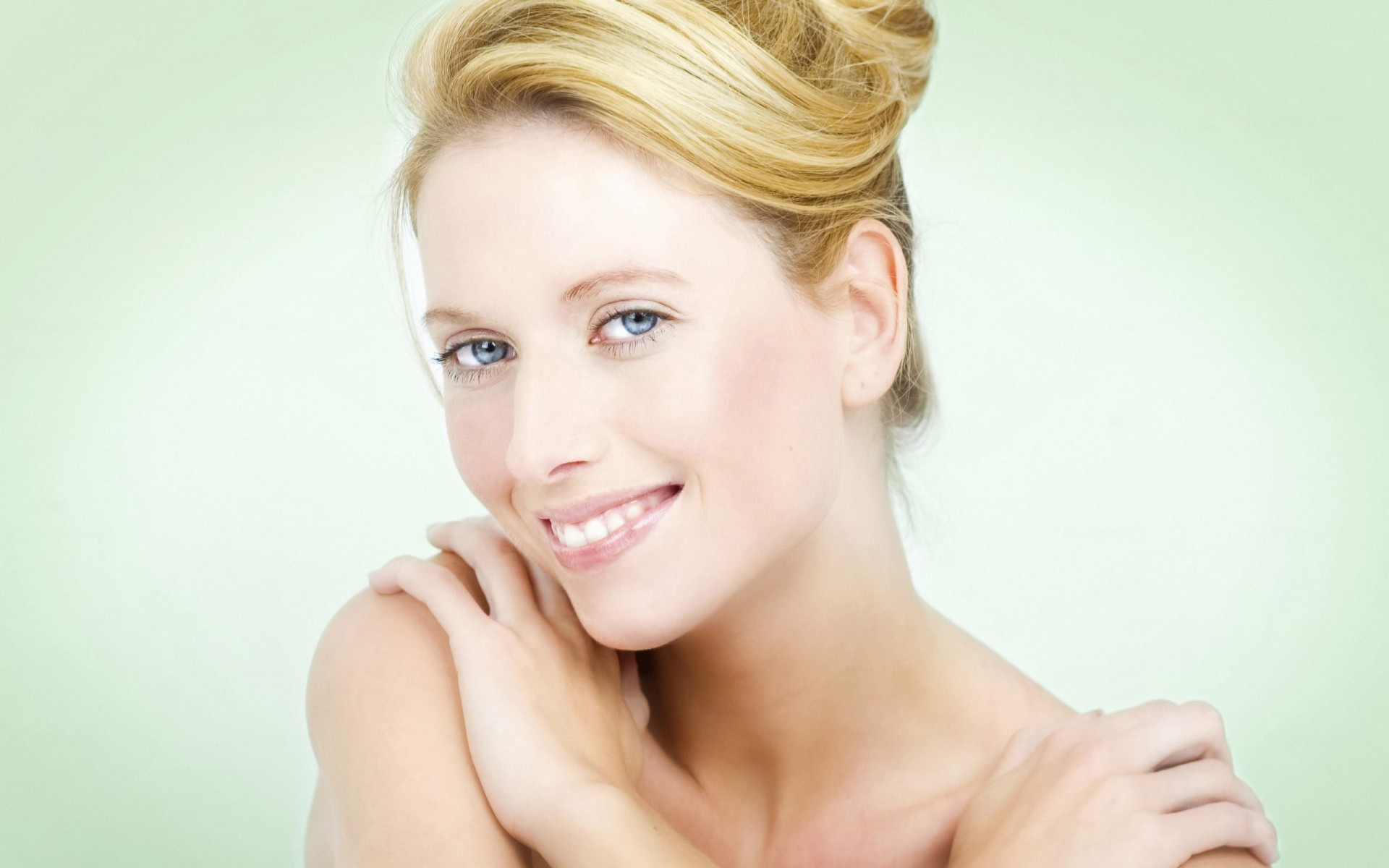 امرأة صورة عارية الجلد مثير العين جميلة أزياء بريق نظيفة الشباب فتاة امرأة