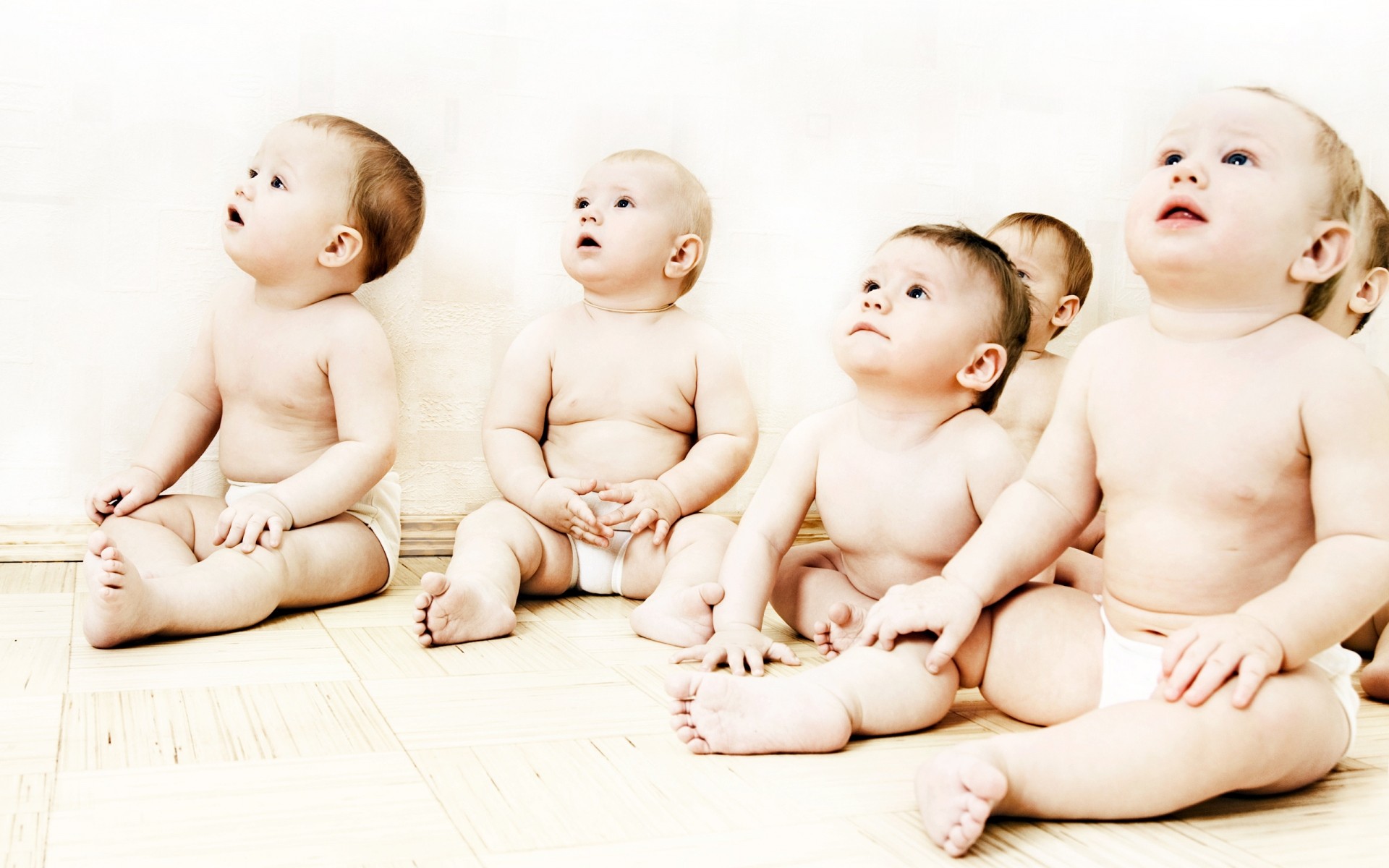 طفل طفل صبي عارية قليلا لطيف فتاة أطفال بنين