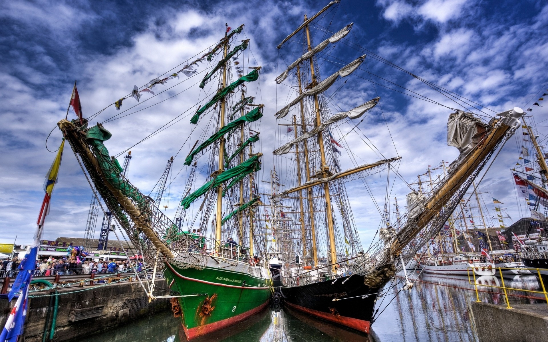 قارب سفينة مائية المياه ميناء نظام النقل البحرية السفر البحر الشراع ميناء الرصيف السماء المراكب الشراعية حبل المحيط البحرية سيارة يخت قوارب