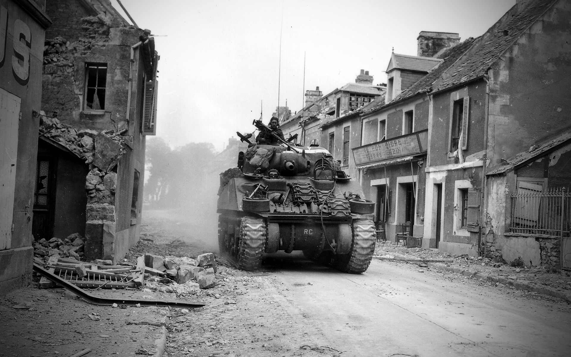 حرب سيارة عسكرية مجموعة مركبة عسكرية شارع قتال نظام نقل دبابة جندي نفايات