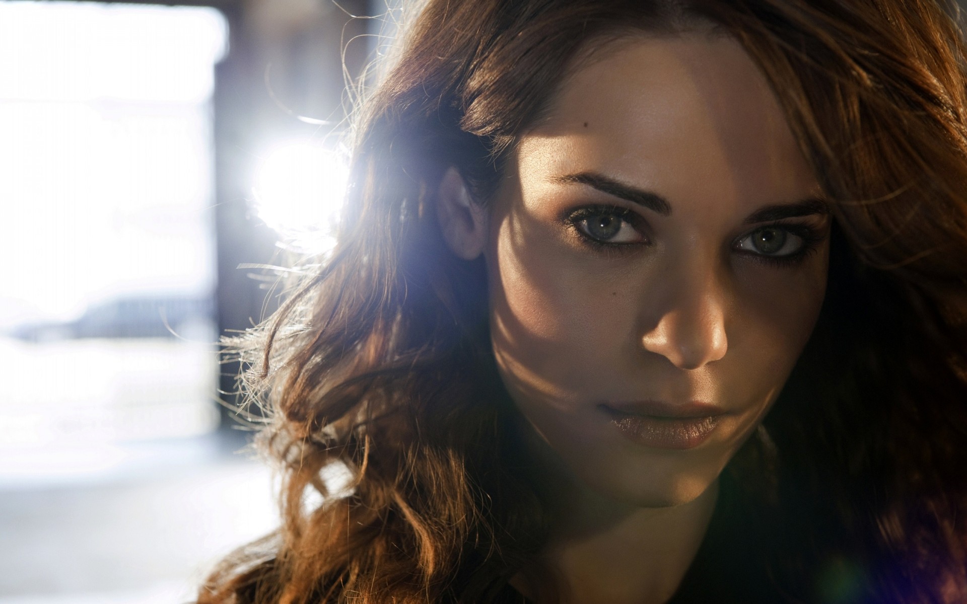 صورة امرأة فتاة نموذج أزياء الكبار الوجه ضوء ارتداء سمراء نيكيتا ليندسي فونسيكا الممثلة المشاهير ممثلات هوليوود