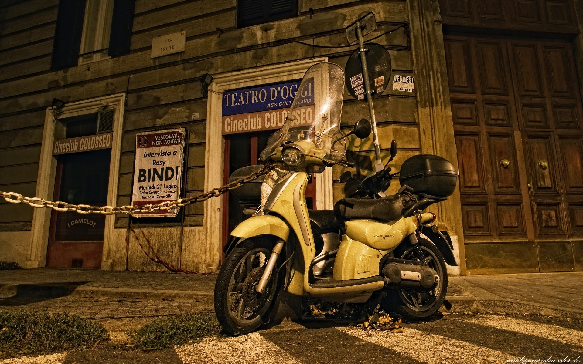 نظام النقل سيارة خمر عجلات الشارع القديم دراجة المهجورة موتو سكوتر دراجة نارية