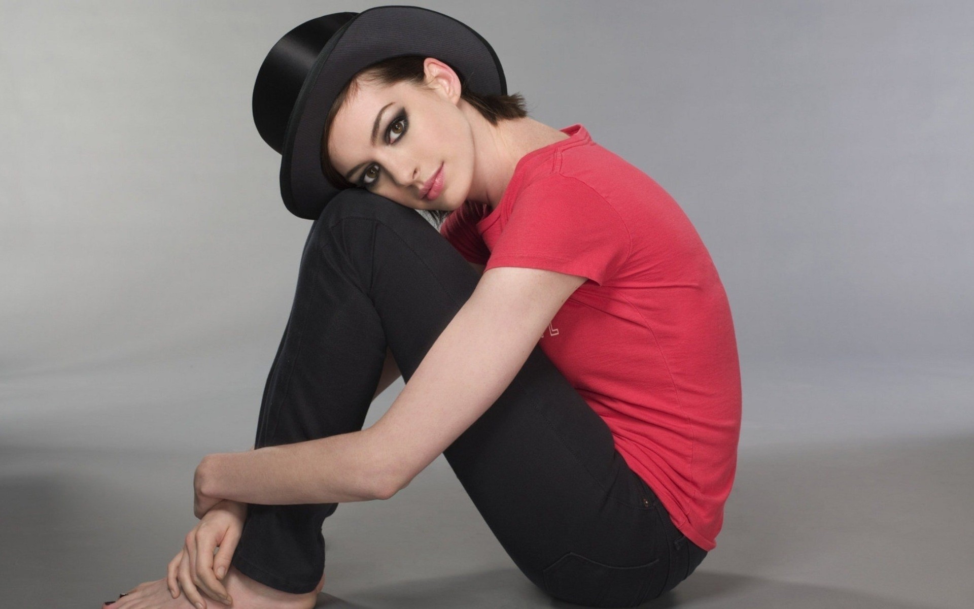 امرأة صورة فتاة أزياء واحدة الكبار نموذج ارتداء مثير استوديو الممثلة المشاهير ممثلات هوليوود رائع جميلة