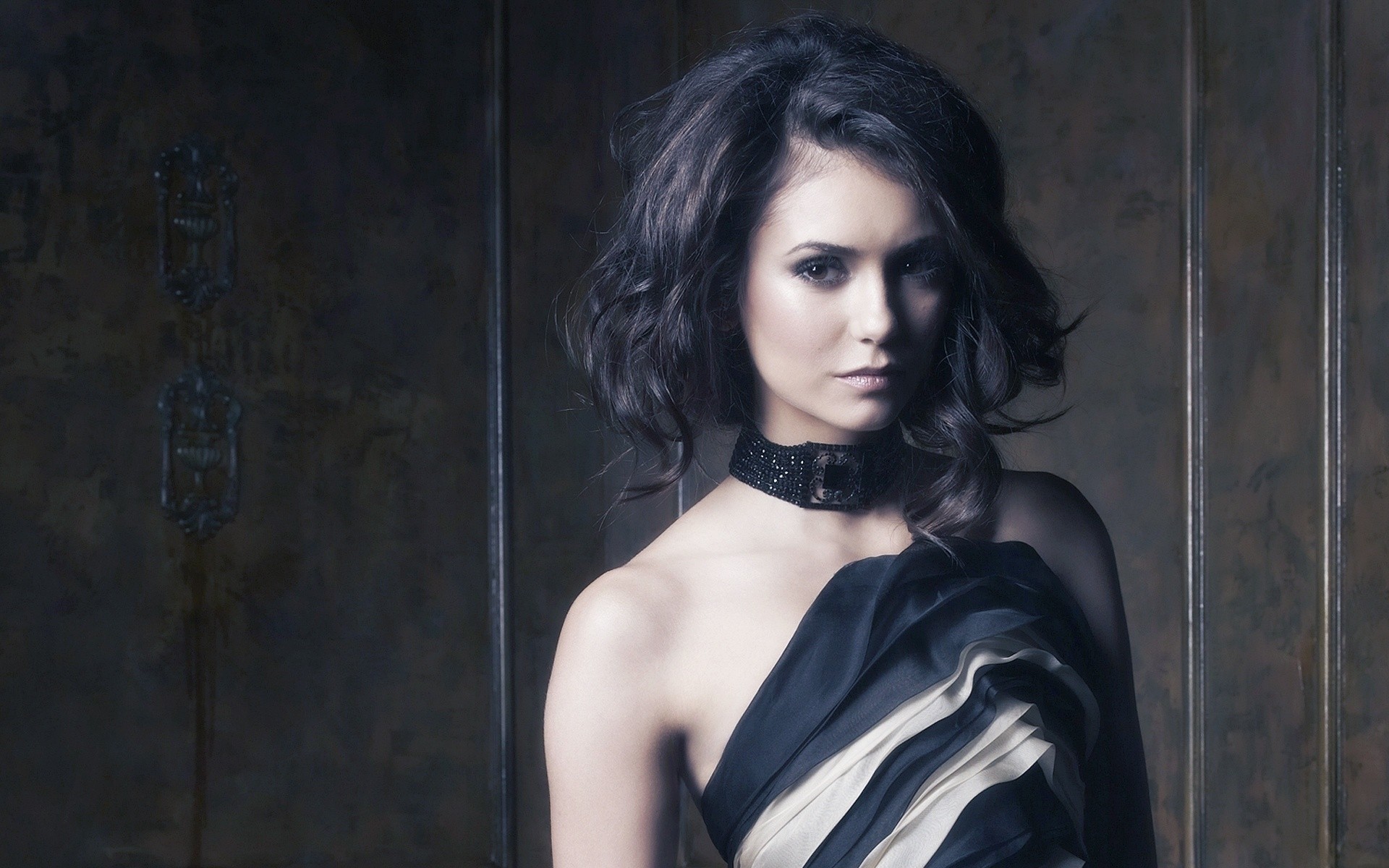 صورة امرأة الكبار موضة واحدة ارتداء نموذج فتاة