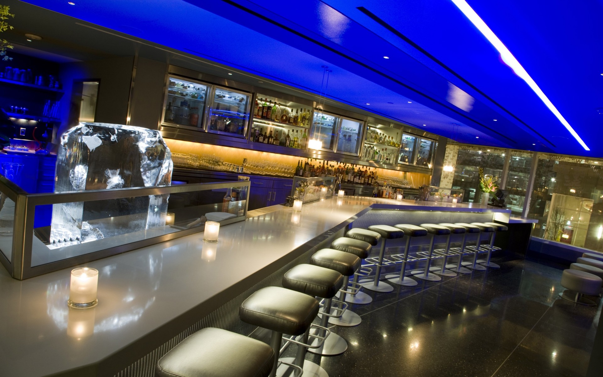 المطار انعكاس ازدحام المرور الأعمال داخلي المدينة السفر السلالم المتحركة الضوء المدينة البيت مركز التسوق الفندق نظام النقل الهندسة المعمارية مطعم داخل القطار الكراسي الشموع المشروبات الأثاث الزجاج