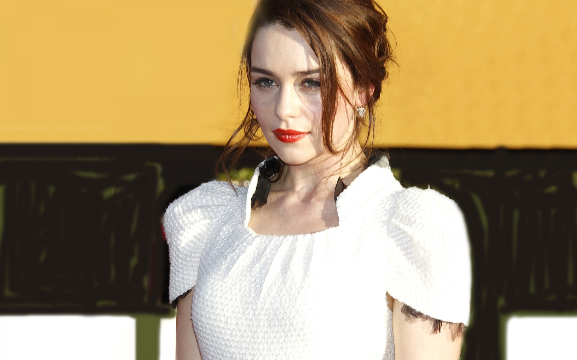 امرأة في الأماكن المغلقة الكبار الشباب فتاة واحدة صورة جميلة جميلة رجل الشفاه أحمر الشفاه الممثلة المشاهير