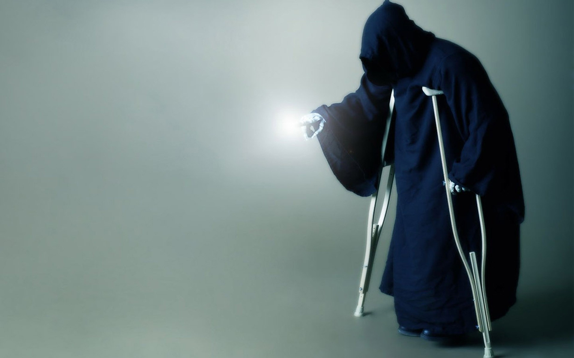 واحد رجل الكبار صورة مضحك كوميديا الموت الضوء الأزرق الأسود