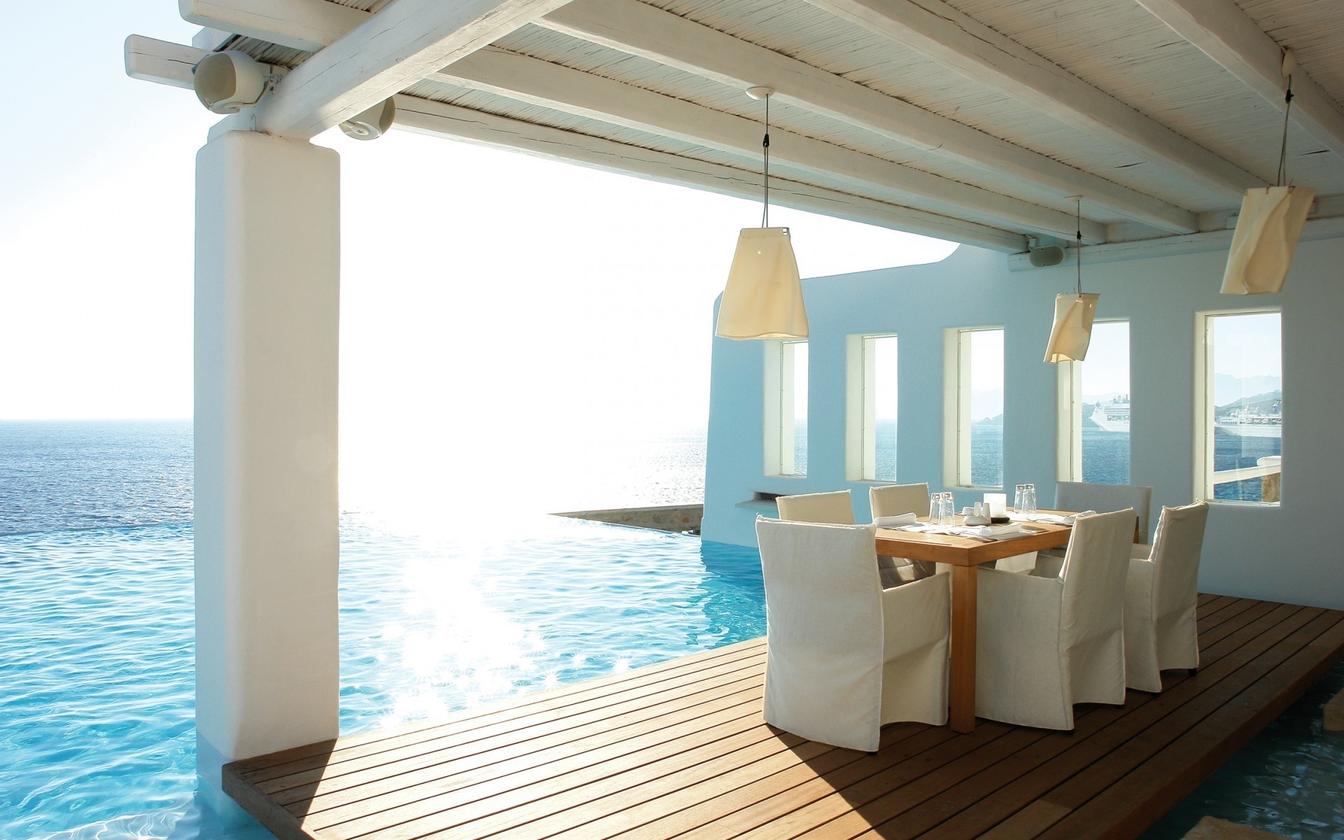 كرسي فندق فاخر أريكة منتجع الأثاث عطلة فيلا غرفة نافذة داخلية الاسترخاء الصيف طاولة المحيط حمام سباحة بركة البحر شرفة خلفية