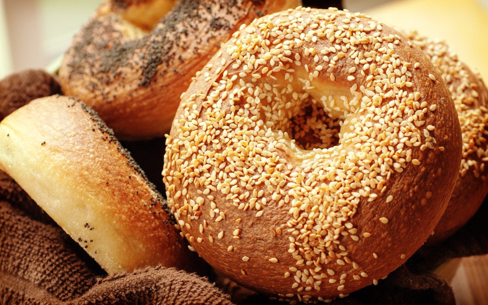 الغذاء المخابز الإفطار الخبز الحبوب القمح لذيذ الخبز الغذاء الحلويات السمسم التقليدية محلية الصنع جولة الصحة