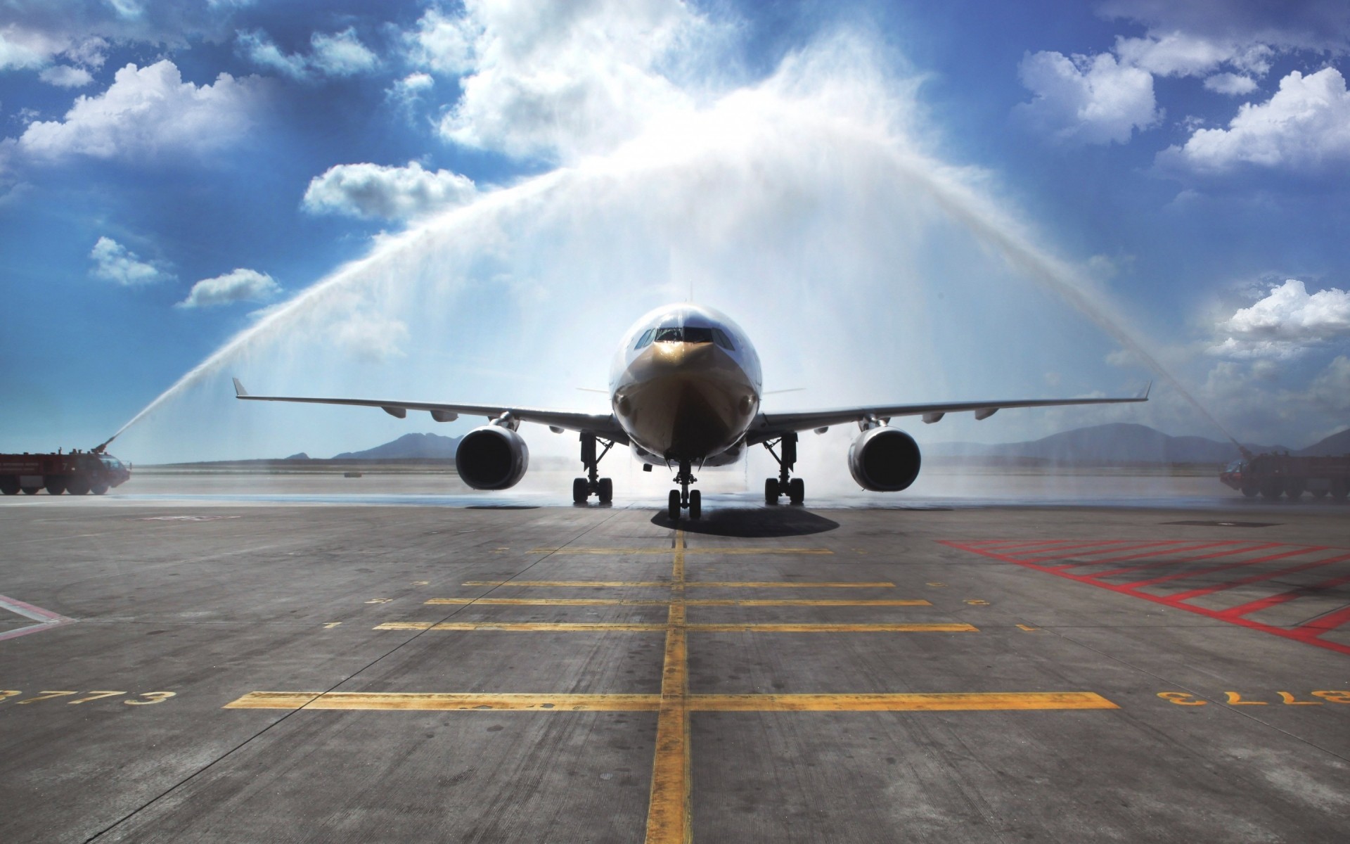 طائرة طائرة مطار نظام نقل طائرة سيارة رحلة سفر عسكري طائرة سلاح الجو إقلاع محرك يطير سماء إيرباص إيه 300