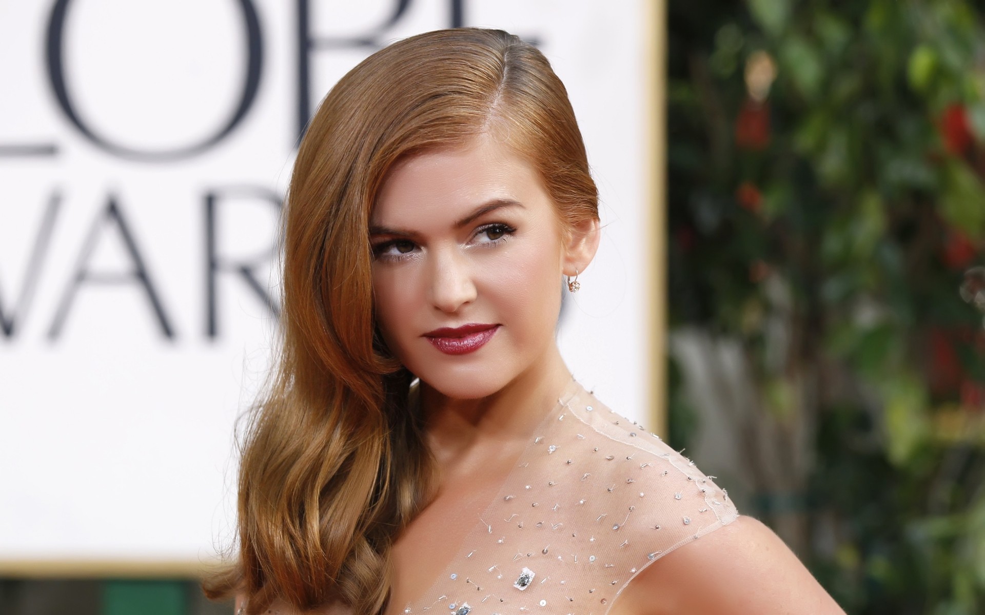 امرأة جميلة أزياء